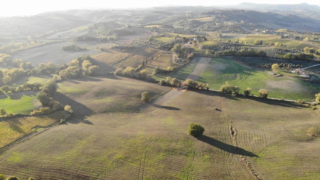Agriturismo I Roseti Montepulciano Bagian luar foto