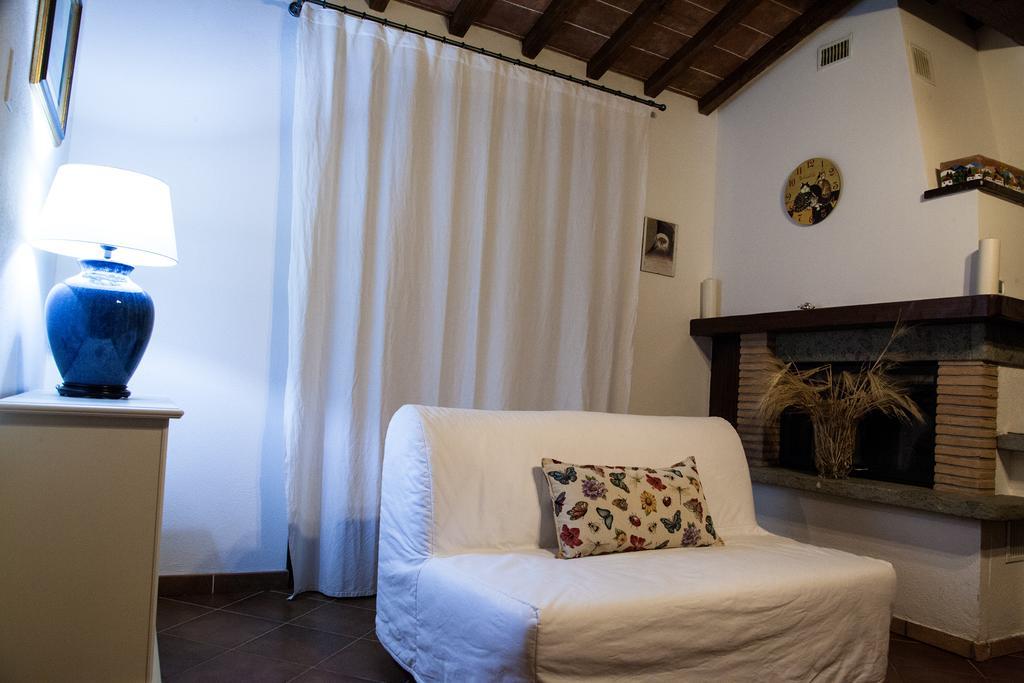 Agriturismo I Roseti Montepulciano Bagian luar foto