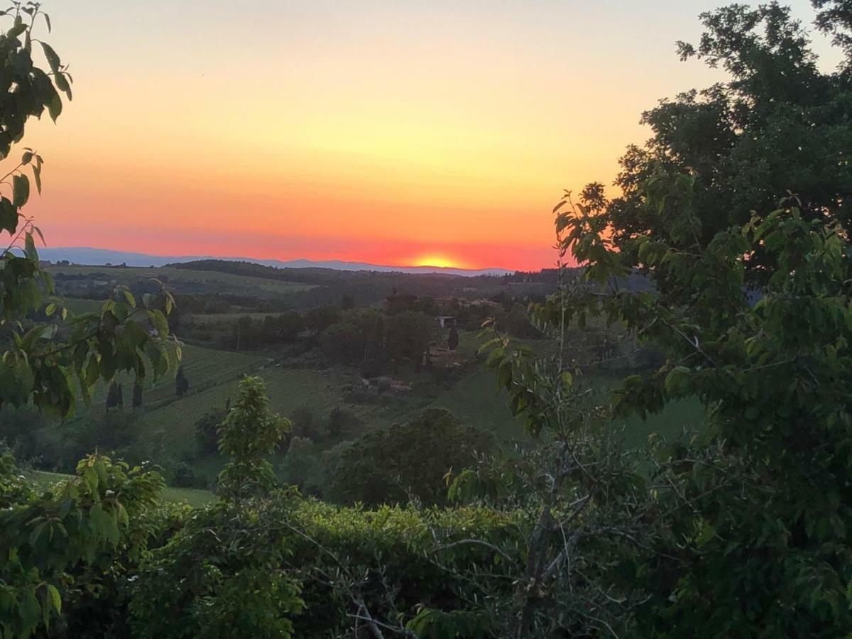 Agriturismo I Roseti Montepulciano Bagian luar foto